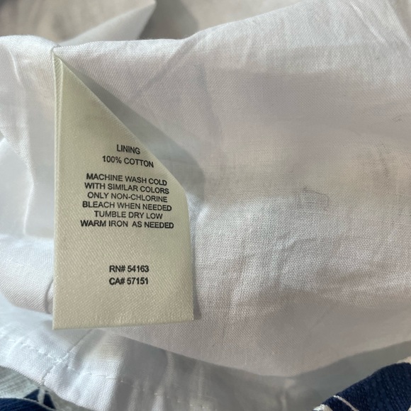 NWT-Eliza J-Navy and White Floral Shift Dress - Picture 5 of 5